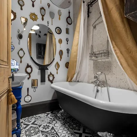 Les Petites Dieppoises - La Demeure De Peau D'ane